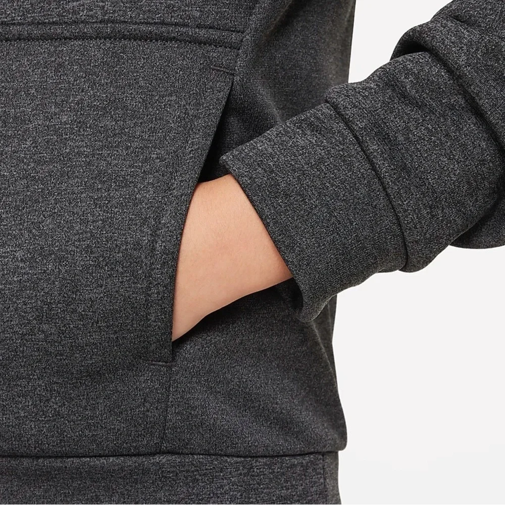 Nike Multi+ Big Kids' Therma-FIT Pullover Hoodie. Black/Anthracite/White. Size S